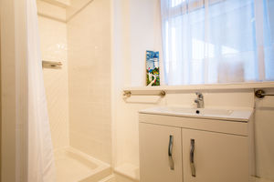 Photo 18- click for photo gallery